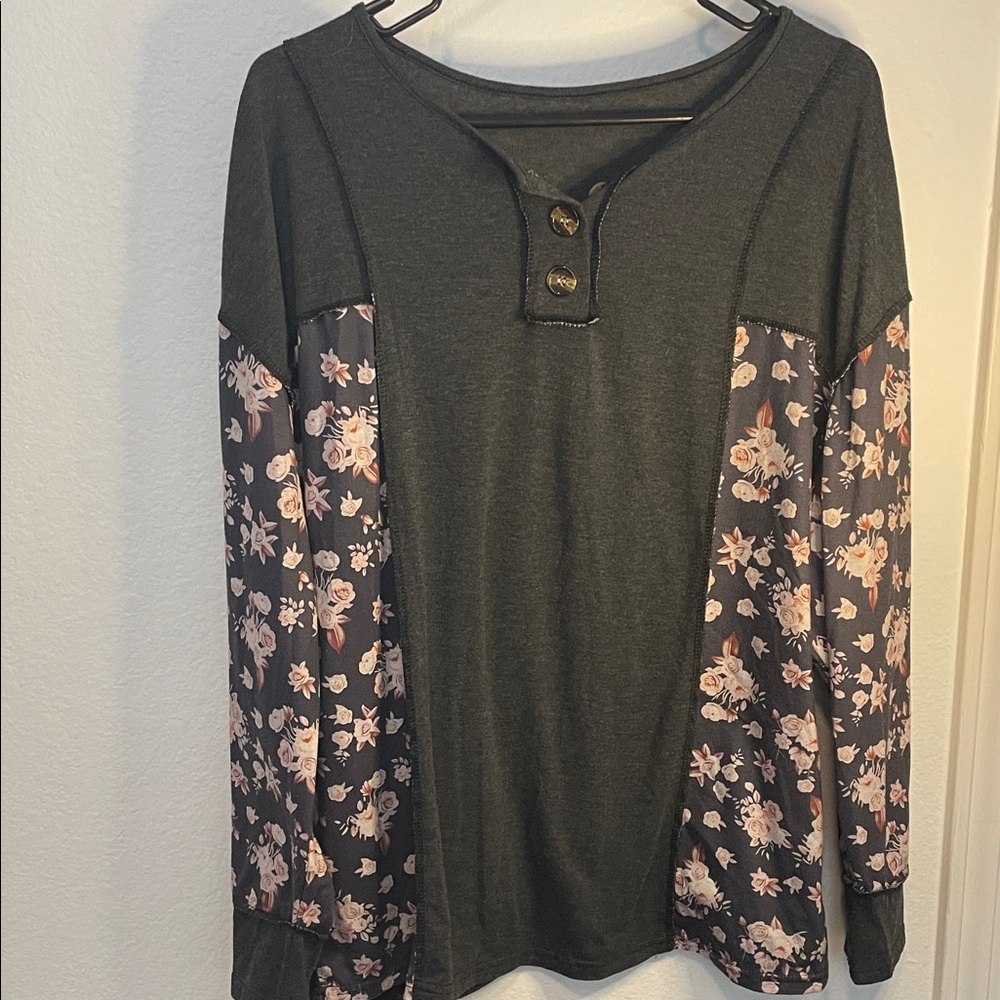Women's Dark Gray Floral Sleeve Henley Top